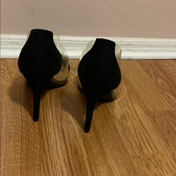 Heels - Picture 3 of 4